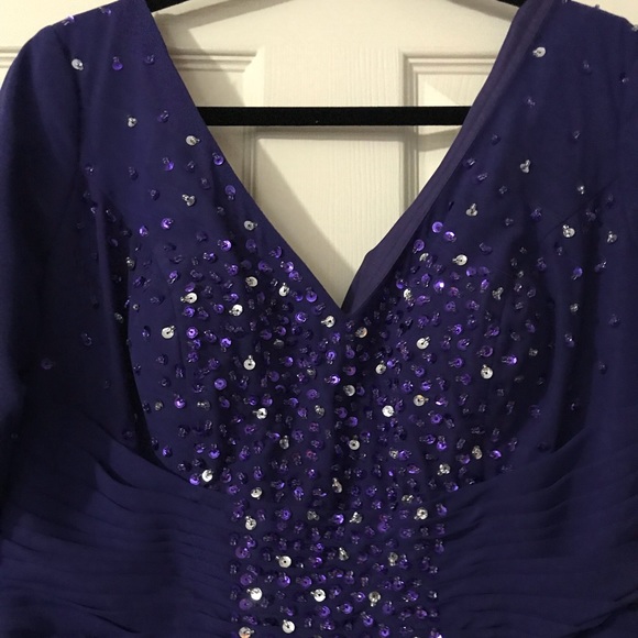 Mother of the bride - Picture 2 of 4